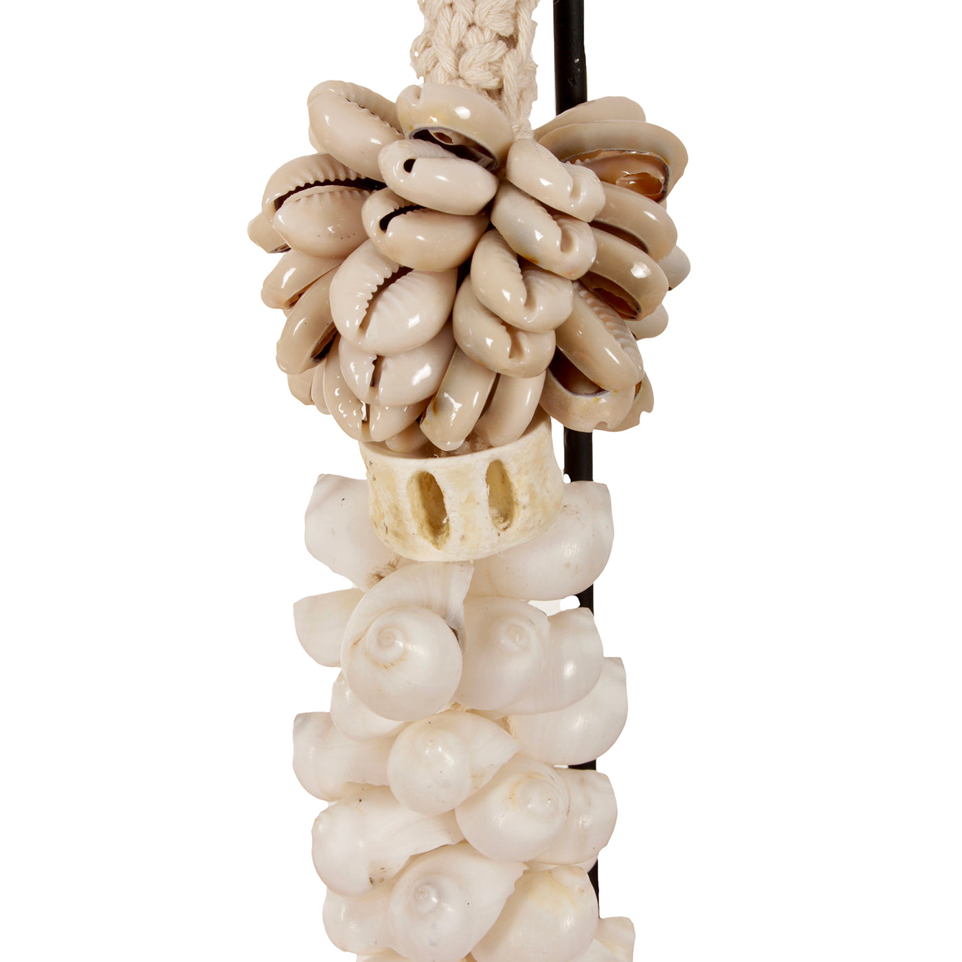 J63 Schelpenketting Op Standaard