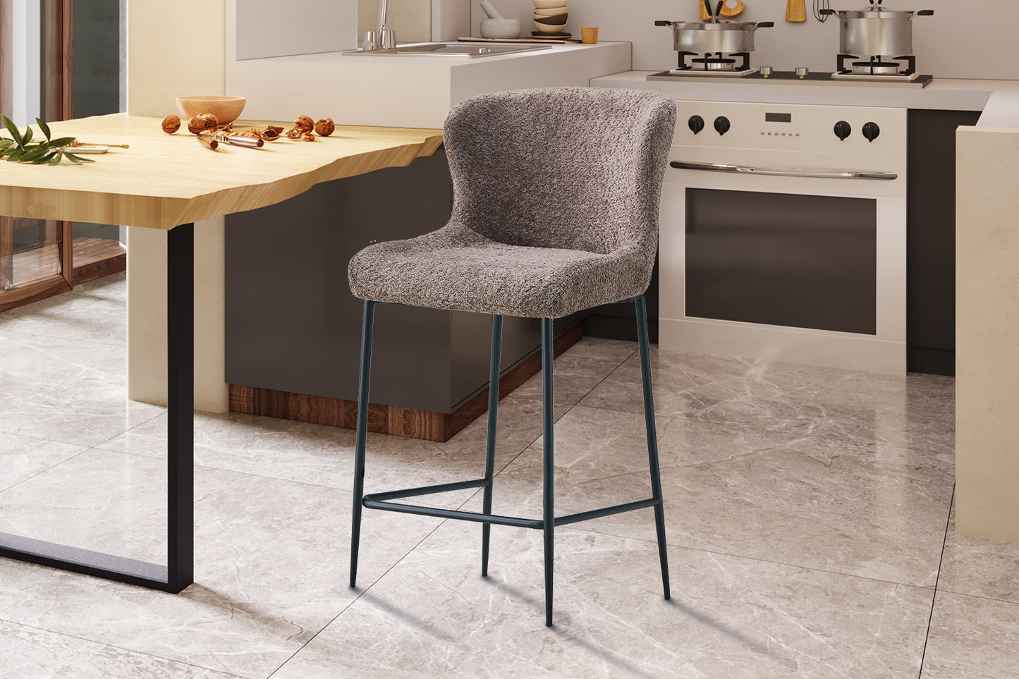 Tellerstoel 'Lisa' Bouclé Zand