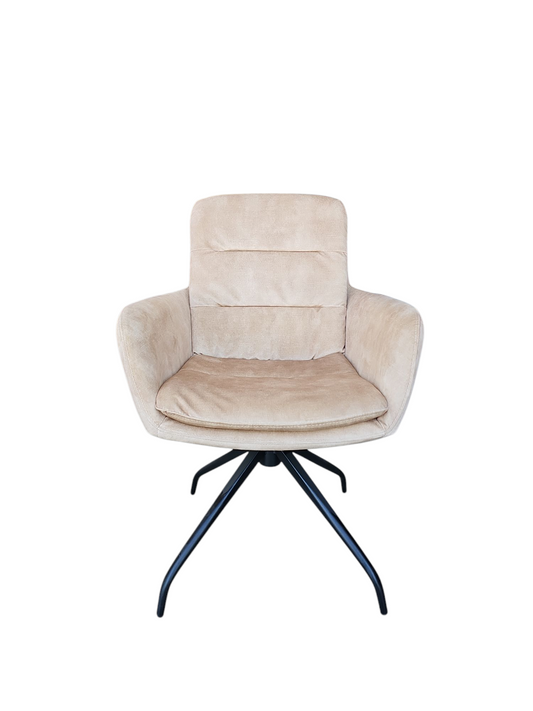 "Chair Frank met Armleuning Toffee"