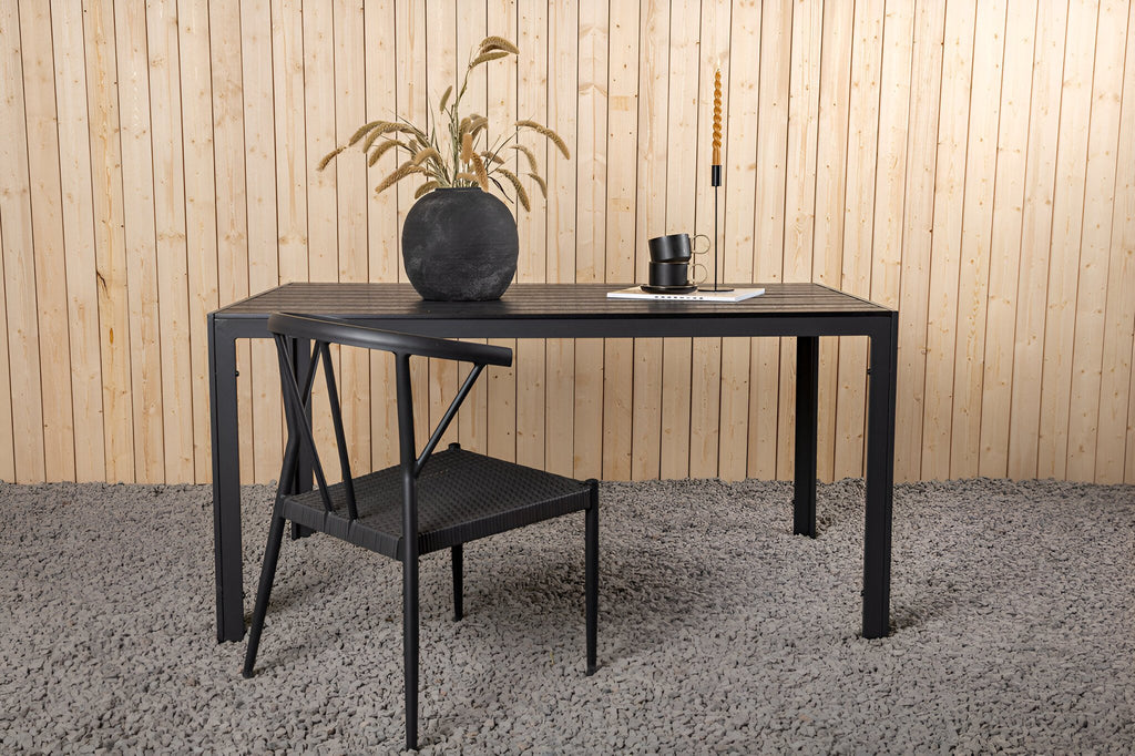 The Outsider Maeve 205x90cm Polywood Zwart